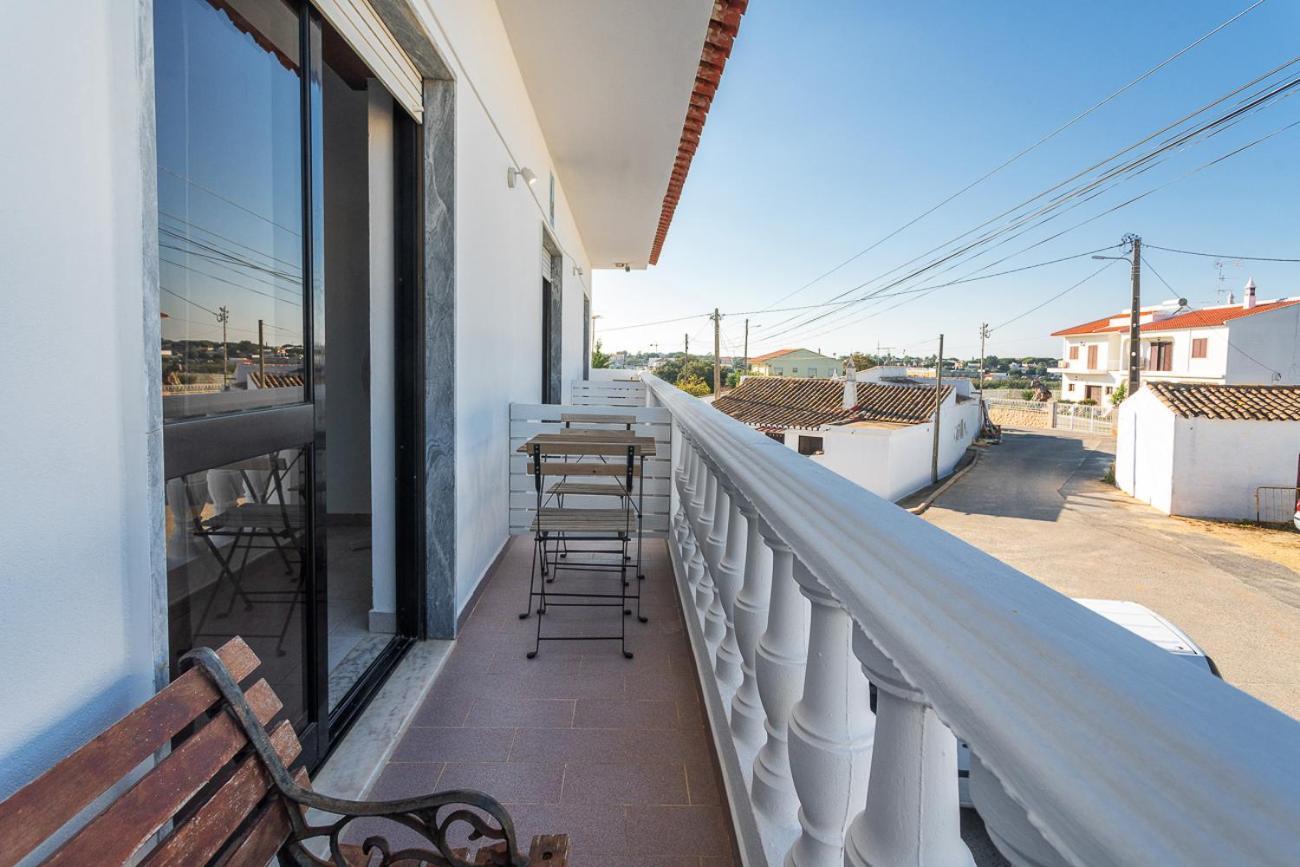 Blife Marya Private Rooms - Airport Stay فارو المظهر الخارجي الصورة