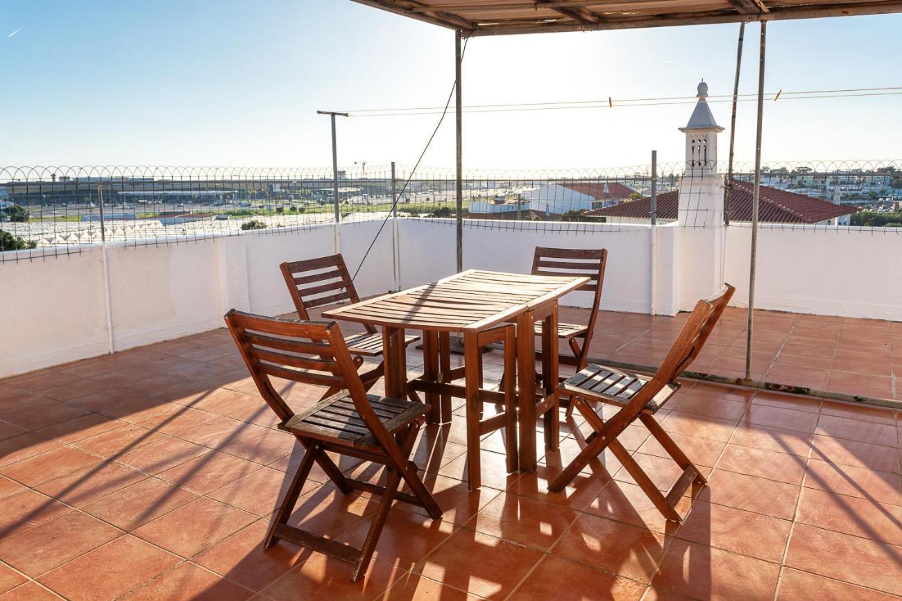 Blife Marya Private Rooms - Airport Stay فارو المظهر الخارجي الصورة