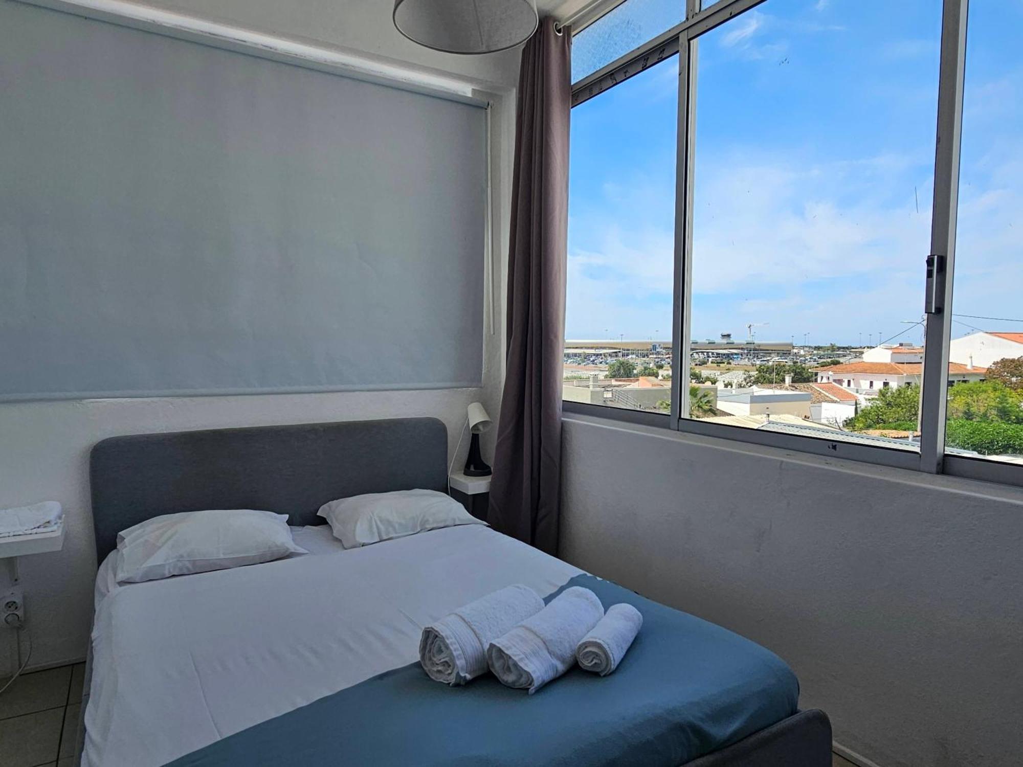 Blife Marya Private Rooms - Airport Stay فارو الغرفة الصورة