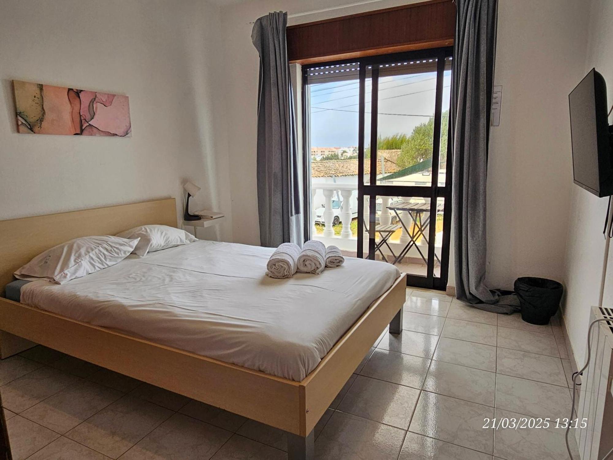 Blife Marya Private Rooms - Airport Stay فارو الغرفة الصورة
